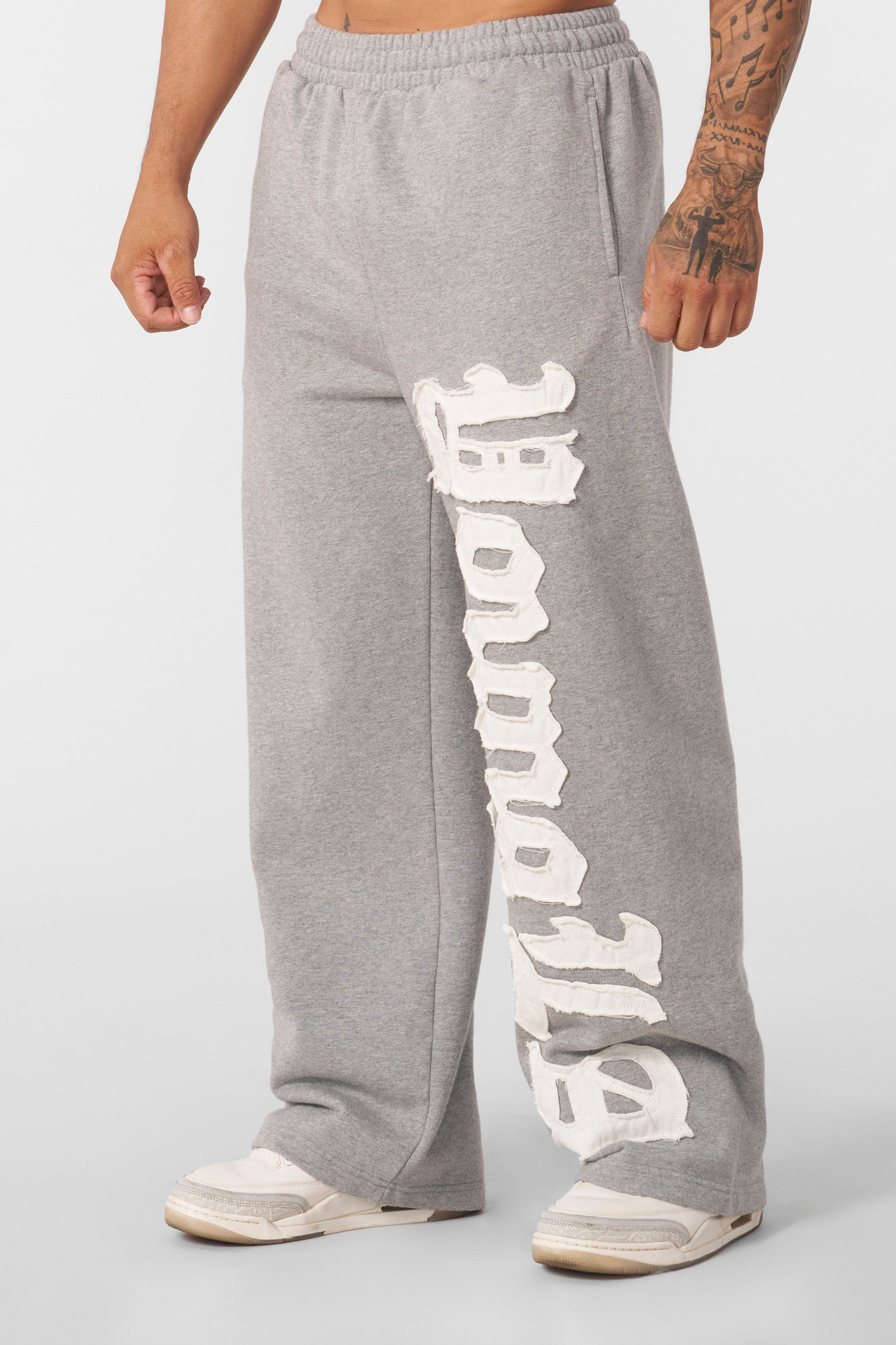 PRE-ORDER | UNISEX LA SWEATS