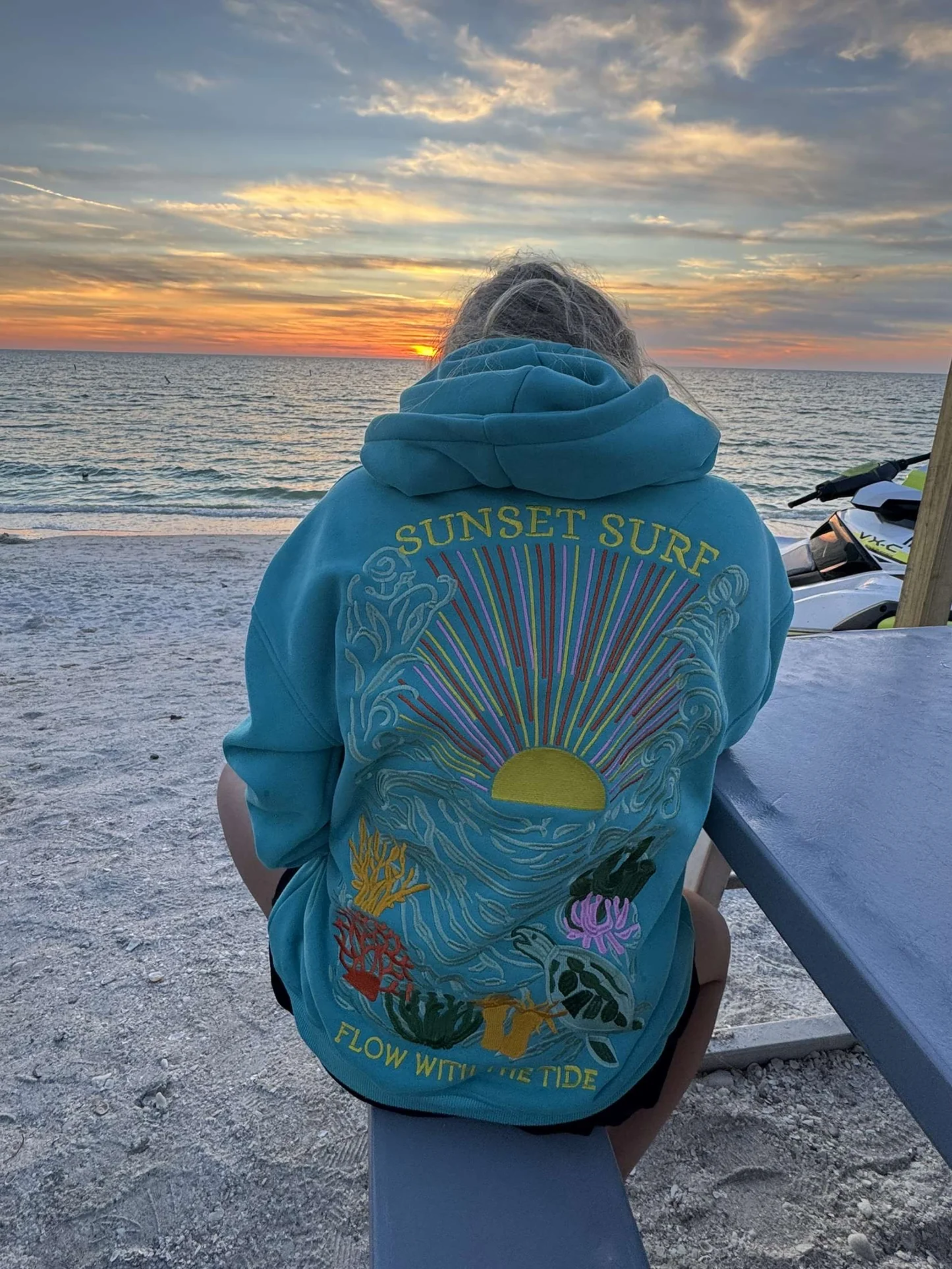 PRE-ORDER | SURF HOODIE